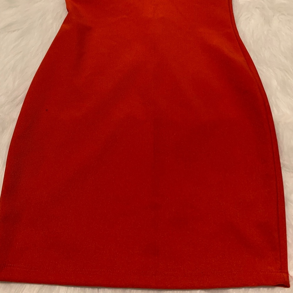 Dress - Picture 2 of 3